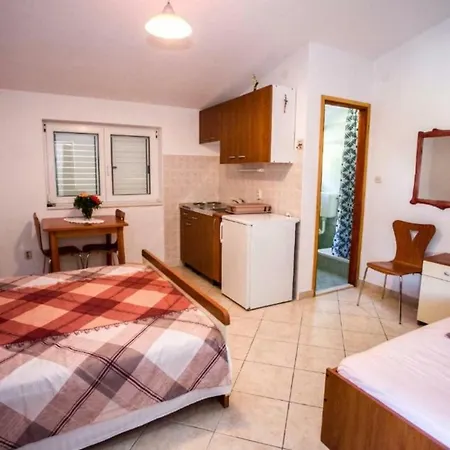 Apartament Vice Mimice