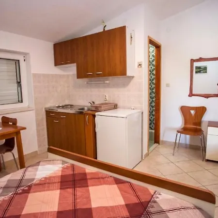 Vice Apartament Mimice
